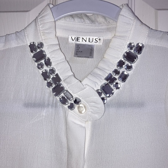 Venus size 6 white cold shoulder dressy blouse with “bling” - Picture 4 of 8